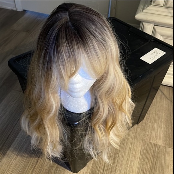 Rooted Wavy Mixed Blonde Synthetic Wig with Bangs - New #C - Picture 15 of 16